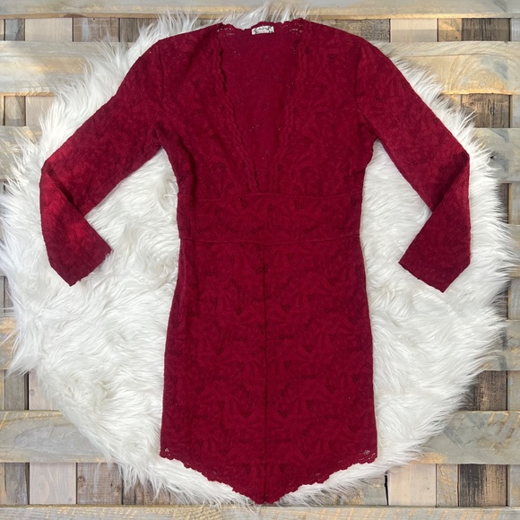 Hot! ✵☽Free People☾✵ Red Lace Bodycon Mini Dress | Small - Picture 3 of 12